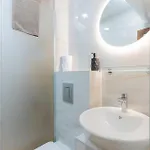 Urban Five #4 - Stylish One-bedroom With Kitchen & Parking アパート ヴェリコ・タルノヴォ