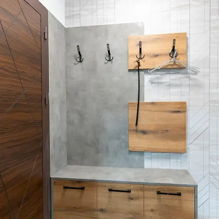 Urban Five #4 - Stylish One-bedroom With Kitchen & Parking Veliko Tarnovo